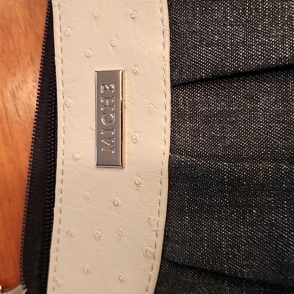 Miche purse shell w jean and faux ostrich trim! LIKE NEW! - Picture 2 of 9